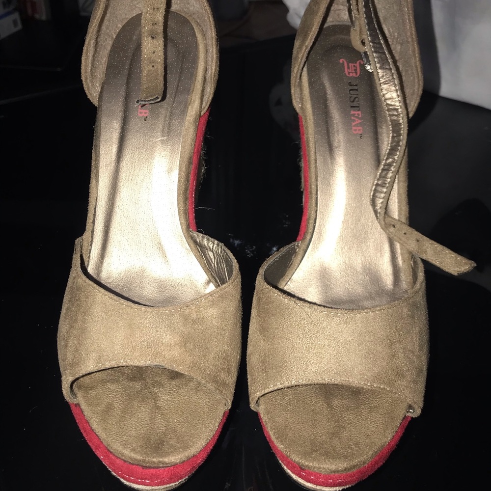 Wedge sandals